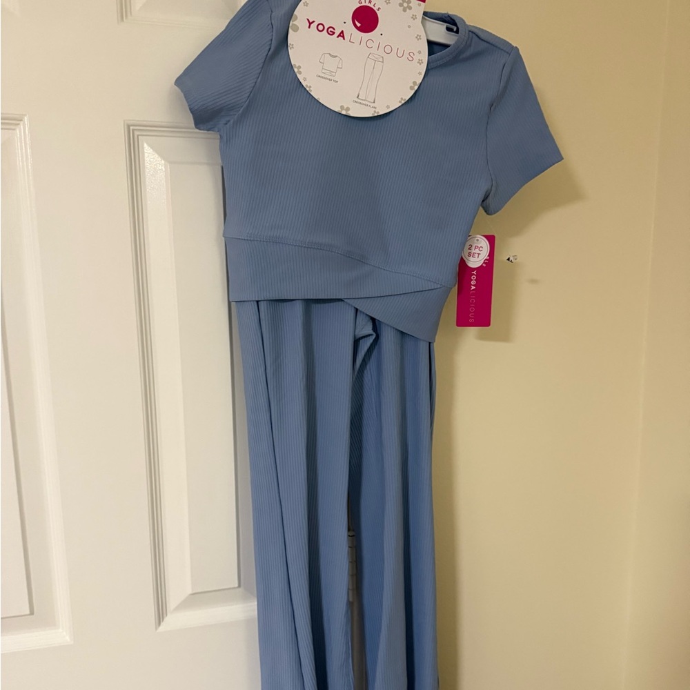 Yogalicious set girls 10/12 NWT